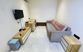Stayez Studio Apartments