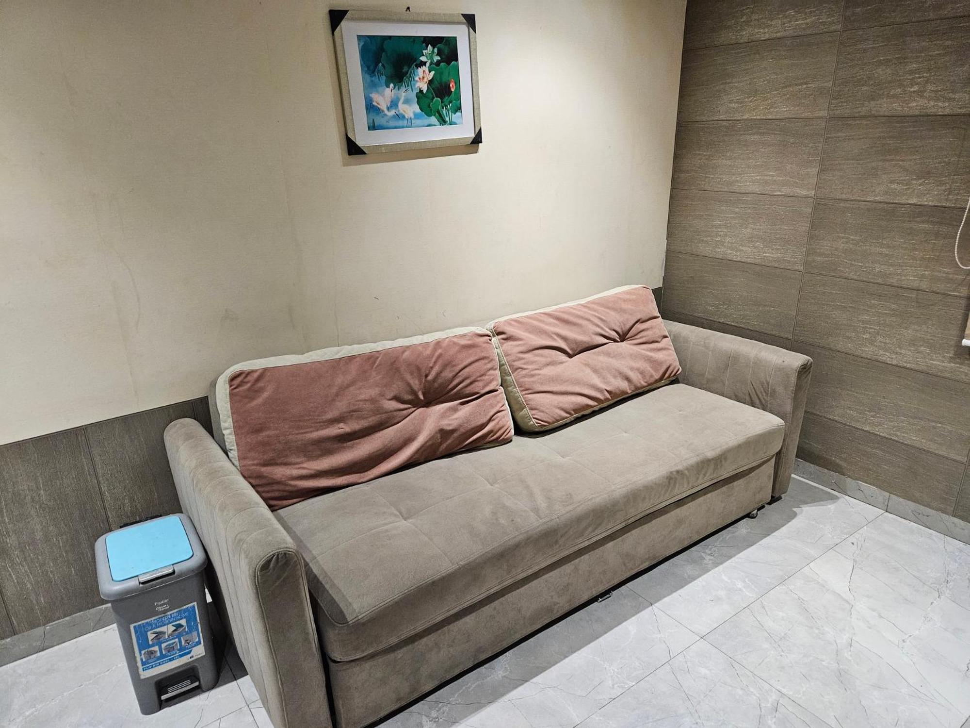 Stayez Studio Apartments Indore Exterior photo