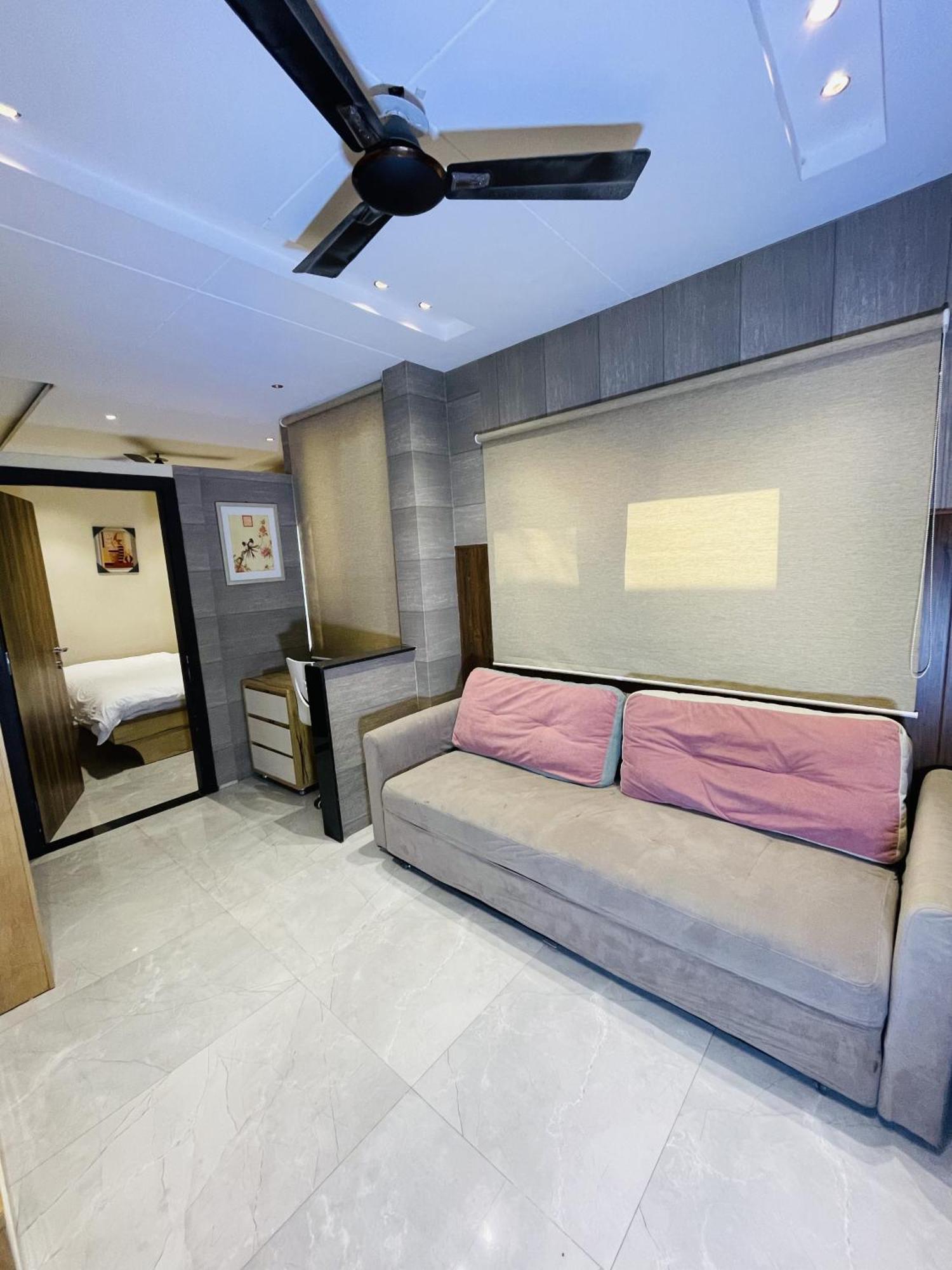 Stayez Studio Apartments Indore Exterior photo